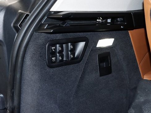 Used 2019 BMW X7 xDrive40i image 32