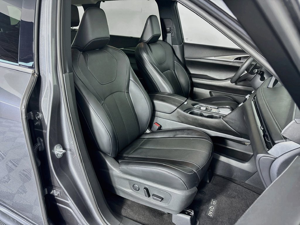 Used 2023 INFINITI QX60 Luxe w/ Cargo Package AWD/4WD image 30