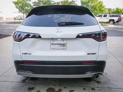 Used 2026 Honda HR-V Sport image 10