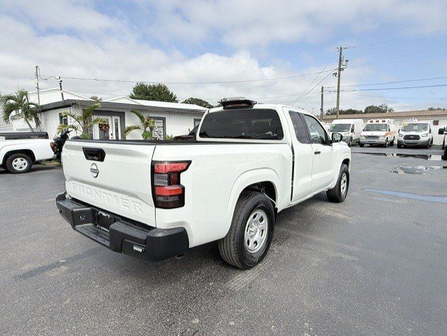 Used 2024 Nissan Frontier S w/ S Utility Package RWD image 5