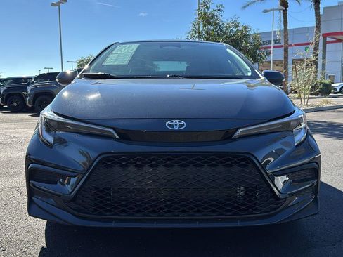 Certified 2025 Toyota Corolla SE image 2