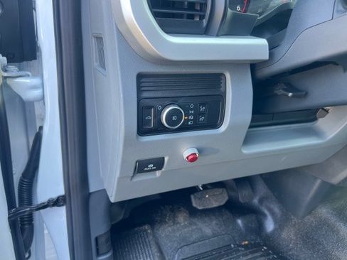 New 2026 Ford F350 XL w/ XL Chrome Package AWD/4WD image 9
