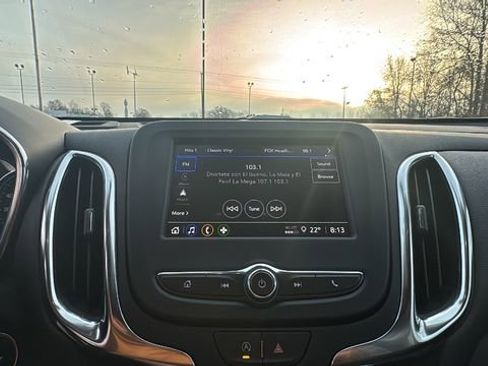 Used 2024 Chevrolet Equinox LT image 4