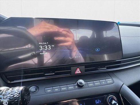 New 2025 Hyundai Elantra SEL image 14