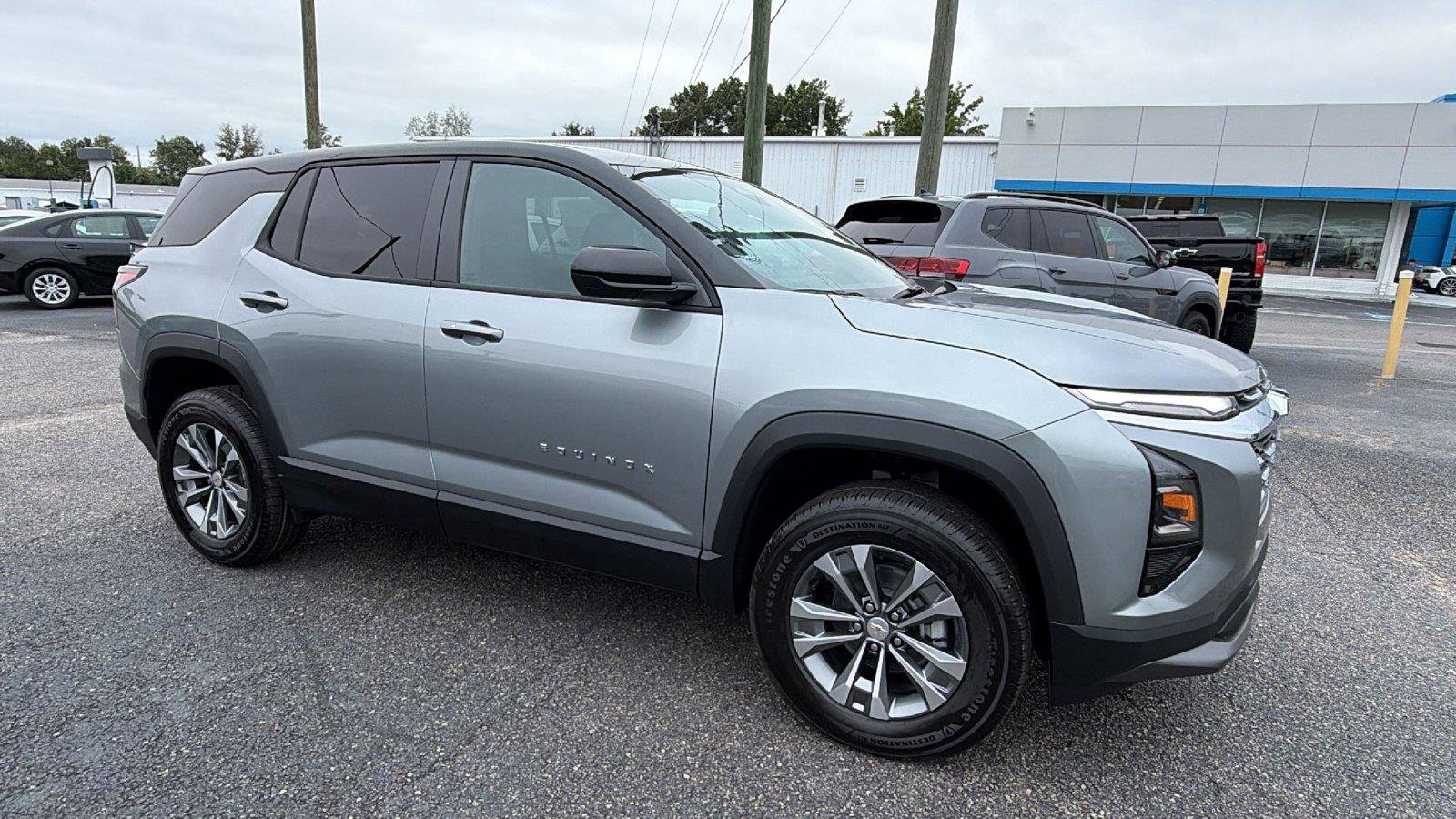 New 2027 Chevrolet Equinox LT w/ Convenience Package II FWD image 6