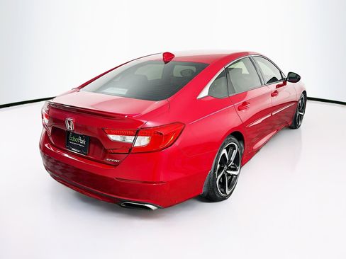 Used 2018 Honda Accord Sport image 9