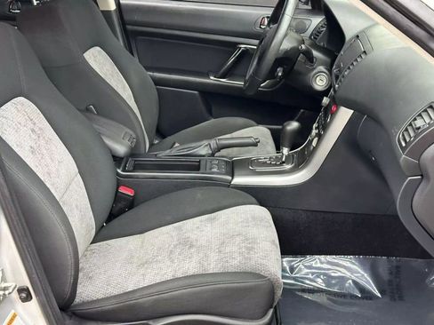 Used 2006 Subaru Outback 2.5i image 25