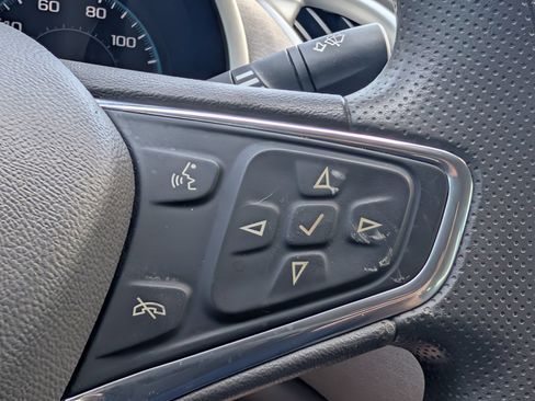 Used 2020 Chevrolet Malibu LS FWD image 11