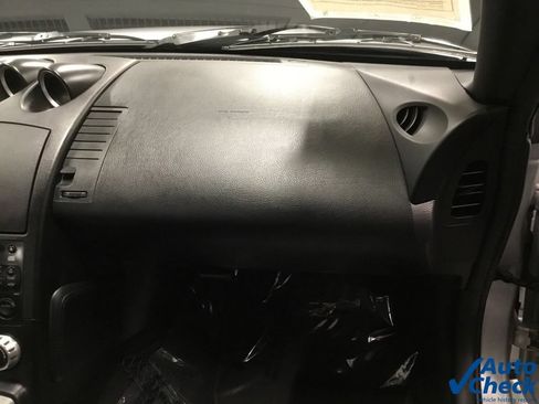 Used 2008 Nissan 350Z Enthusiast RWD image 25