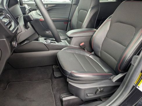 Used 2025 Ford Escape ST-Line AWD/4WD image 16