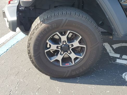 Used 2019 Jeep Wrangler Unlimited Rubicon image 11