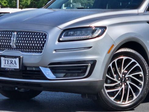 Used 2020 Lincoln Nautilus Reserve AWD/4WD image 2