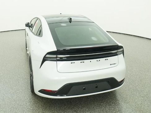 New 2026 Toyota Prius Plug-In Hybrid image 6