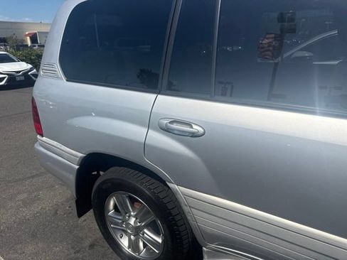 Used 2006 Lexus LX 470 4WD image 6