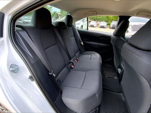Used 2026 Toyota Corolla LE FWD image 19