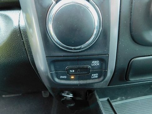 Used 2024 RAM 1500 Classic Warlock image 30