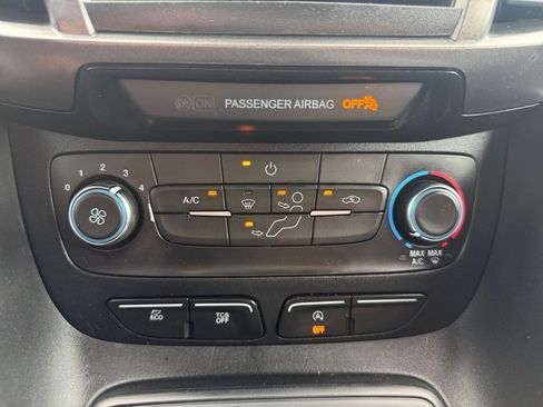 Used 2019 Ford Transit Connect XL FWD image 20