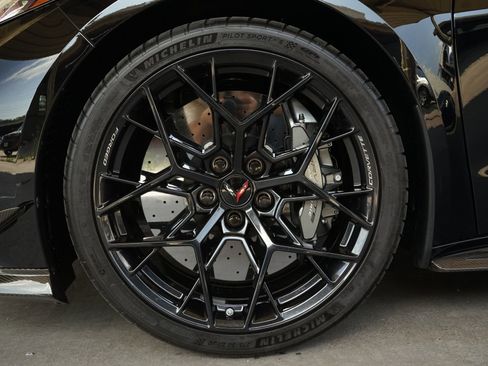 Used 2026 Chevrolet Corvette ZR1 RWD image 38