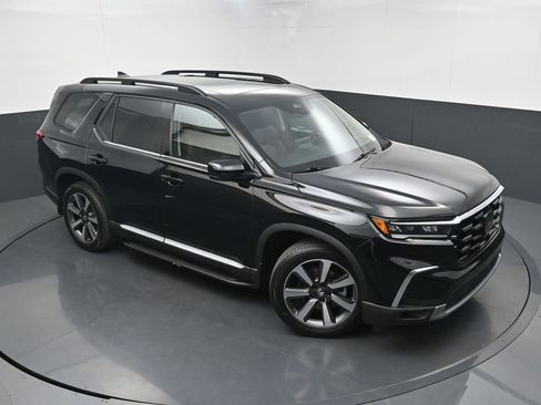 Used 2024 Honda Pilot Elite image 35