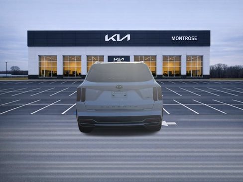 Certified 2021 Kia Sorento S FWD image 7