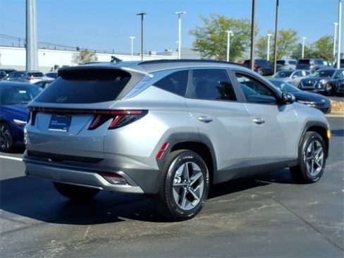 Certified 2025 Hyundai Tucson SEL image 6