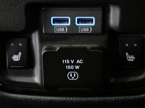 Used 2023 Dodge Durango R/T w/ Tow 'N Go Package AWD/4WD image 26