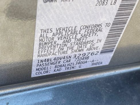 Used 2025 Nissan Altima 2.5 SV FWD image 32