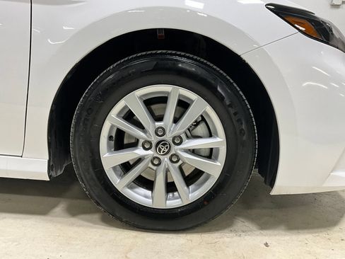 Used 2026 Toyota Camry LE FWD image 11