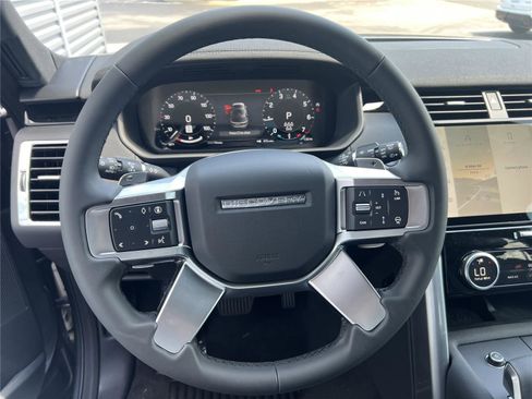 New 2025 Land Rover Discovery S AWD/4WD image 9