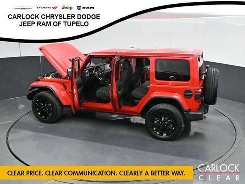 Used 2025 Jeep Wrangler Unlimited Sahara w/ Safety Group AWD/4WD image 51