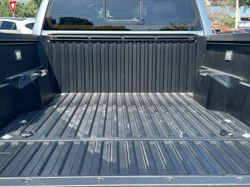 Certified 2025 Toyota Tacoma SR5 w/ SR5 Upgrade Package AWD/4WD image 13