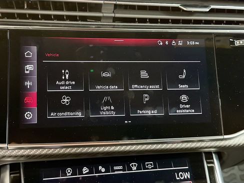 Used 2025 Audi SQ8 Prestige AWD/4WD image 15
