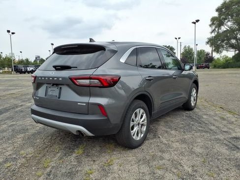 Used 2024 Ford Escape Active AWD/4WD image 5