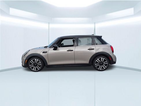 Used 2023 MINI Cooper S FWD image 2