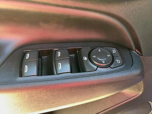 Used 2021 Chevrolet Equinox LT w/ LPO, Cargo Package image 22