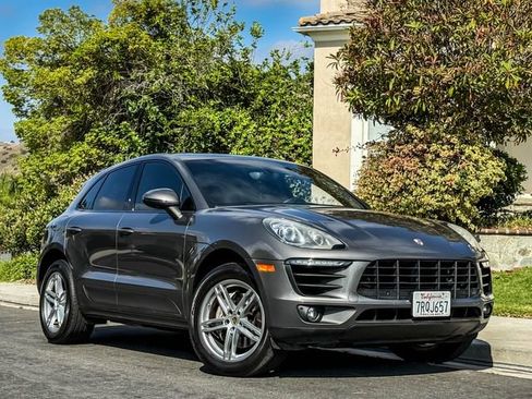 Used 2016 Porsche Macan S AWD/4WD image 13
