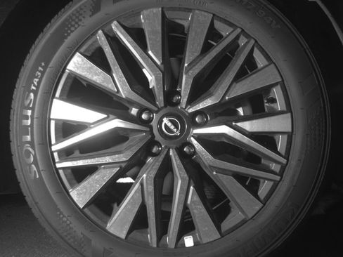 Used 2026 Nissan Altima 2.5 SV FWD image 15