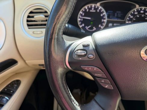 Used 2019 INFINITI QX60 Luxe w/ Essential Package image 29