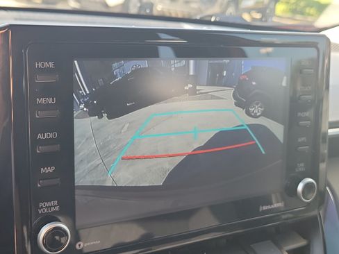 Used 2022 Toyota Corolla Cross LE FWD image 30