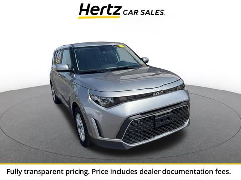 Used 2025 Kia Soul LX w/ LX Technology Package FWD image 1