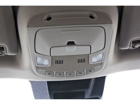 Used 2018 Ford Expedition XLT w/ Equipment Group 202A RWD image 24