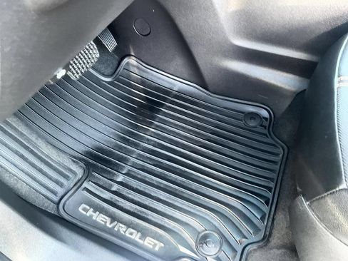 Used 2022 Chevrolet Equinox Premier AWD/4WD image 19