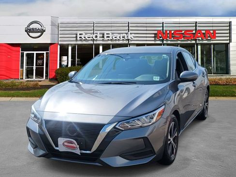 Used 2022 Nissan Sentra SV w/ Lighting Package FWD image 4