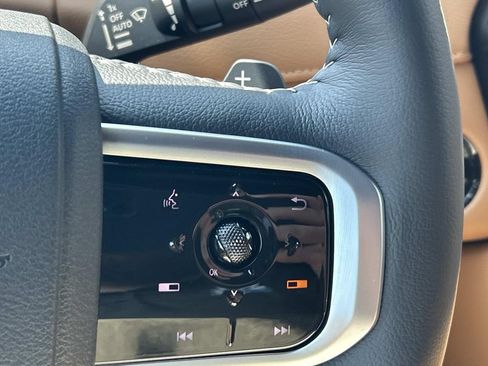 New 2026 Nissan Armada SL w/ Captain's Chari Seat Package AWD/4WD image 28