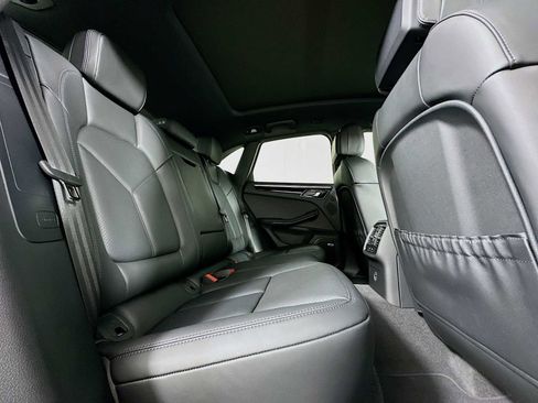 New 2026 Porsche Macan image 28