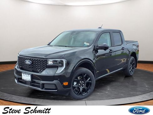 New 2026 Ford Maverick Lariat w/ Black Appearance Package image 1