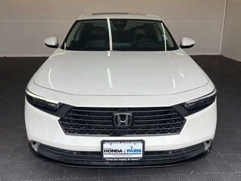 Used 2023 Honda Accord Touring image 17