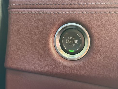 New 2026 Cadillac Escalade Luxury w/ Touring Package image 33