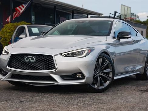Used 2018 INFINITI Q60 Red Sport 400 w/ Pro Active Package RWD image 1