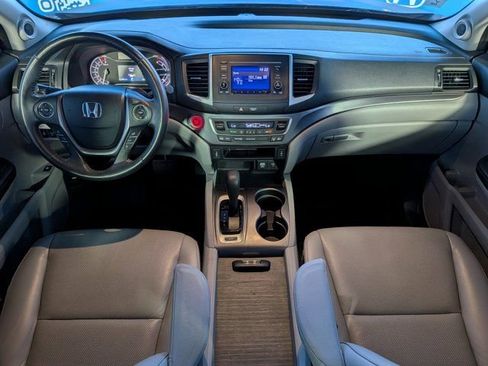 Used 2019 Honda Ridgeline RTL image 12